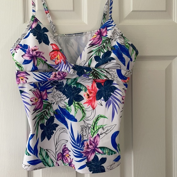 Tankini Top - Picture 3 of 5